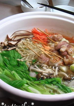 A picture of Jibuni-style Hot Pot with Thick Broth.