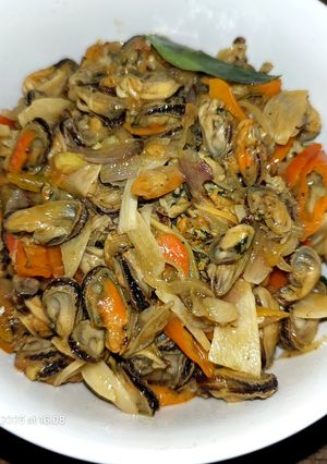 Foto resep Oseng Kerang Hijau Kupas (Bumbu Iris)