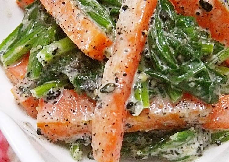 Simple Way to Make Super Quick Homemade Microwaved Carrot and Spinach with Sesame Mayonnaise