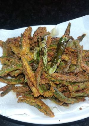 करारी भिंडी (Karari bhindi recipe in Hindi) रेसिपी मुख्य फोटो