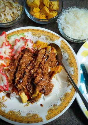 Foto resep Tahu lontong bumbu petis