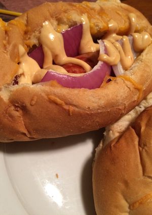 A picture of Hot link Sandwich.
