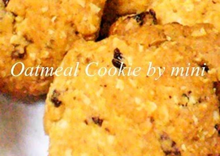 Classic American Oatmeal Cookies