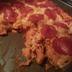 A picture of Pizza baked pasta.
