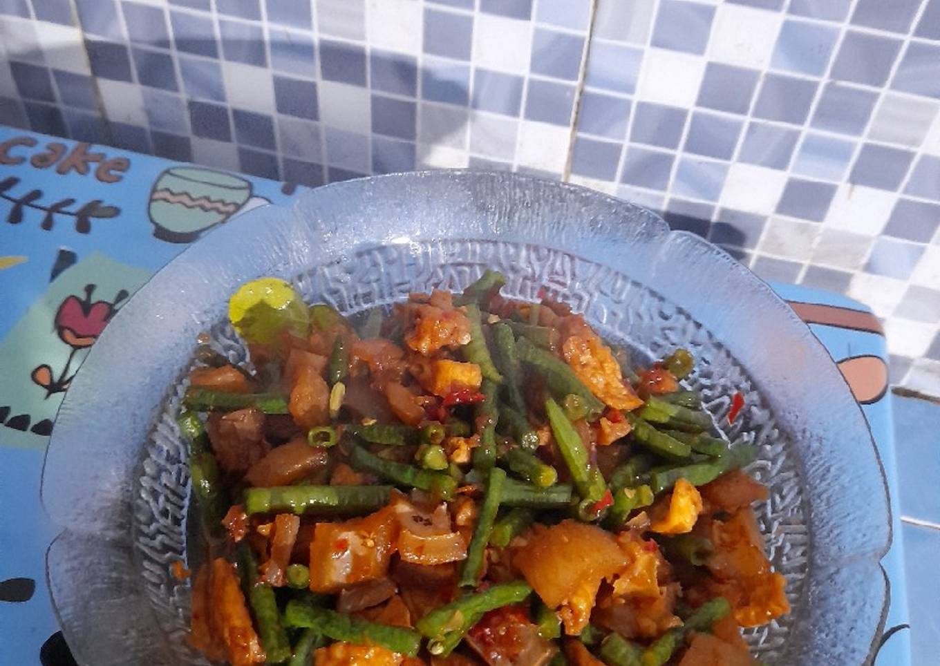 Oseng kacang panjang, kikil, tahu