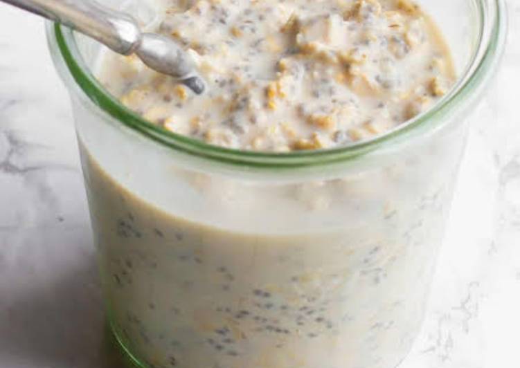 Membuat overnight oatmeal sederhana