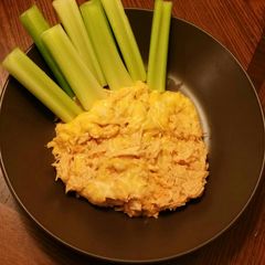 A picture of Baked Buffalo Chicken Dip.