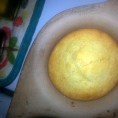 Corn dog muffins A picture of Corn dog muffins.
