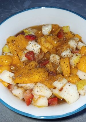 A picture of Sweet & Sour Fruit Chaat.
