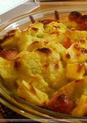 A picture of Baked Cauliflower Gratin with Curry-Flavoured Mayonnaise.
