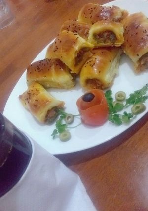صورة لوصفة فطائر تركية محشية هشة مثل القطن