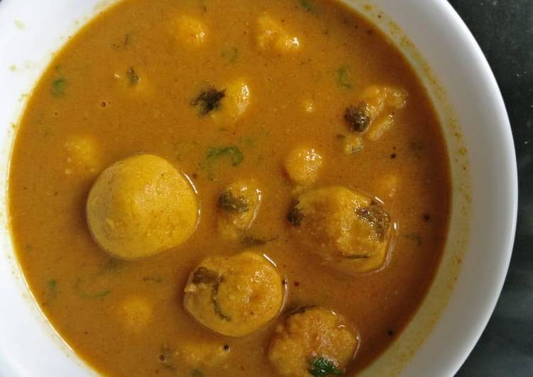 Maharashtrian Special Sweet And Sour Gravy