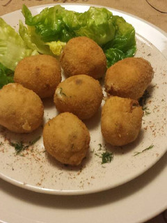 Una foto de Croquetas tierra y mar asturianas