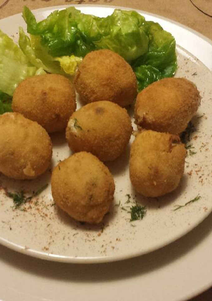 Una foto de Croquetas tierra y mar asturianas