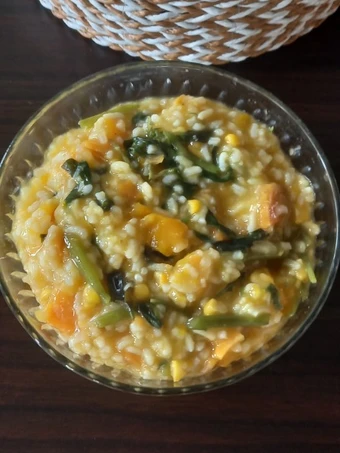 Langkah Mudah untuk Membikin Resep Bubur manado yang Enak Banget Anti Ribet, Bisa Manjain Lidah