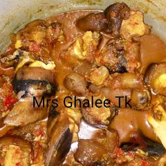 A picture of Cow leg pp soup.