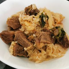 A picture of Stewed beef rice (revised).