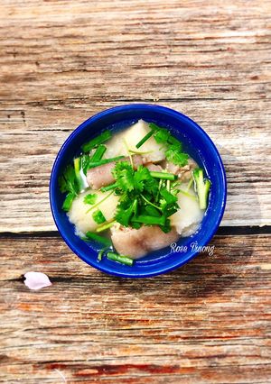 Hình của món Canh Đuôi Heo Nấu Khoai Từ.