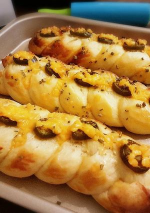 Foto resep Jalapeno Cheddar Cheese Braid Bread