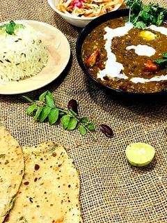 દાલ મખની(Dal Makhani Recipe In Gujarati) રેસીપી મુખ્ય ફોટો