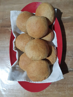 Una foto de Pan de harina integral y salvado de trigo