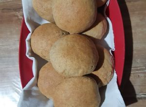 Una foto de Pan de harina integral y salvado de trigo