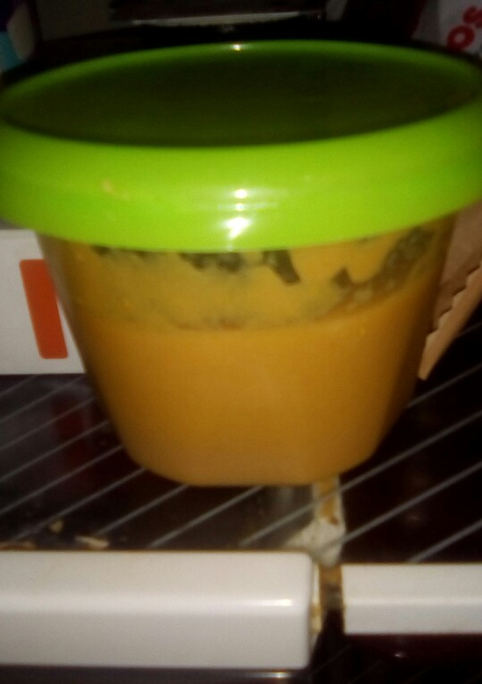 Una foto de Puré de pavo con verduras