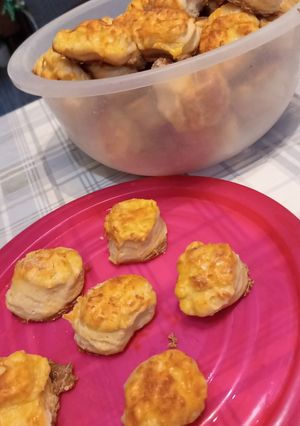 Nádudvari túrós pogácsa sajtos instant élesztős hajtogatott recept fotója