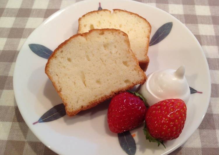 Simple Way to Make Any-night-of-the-week Egg White Pound Cake