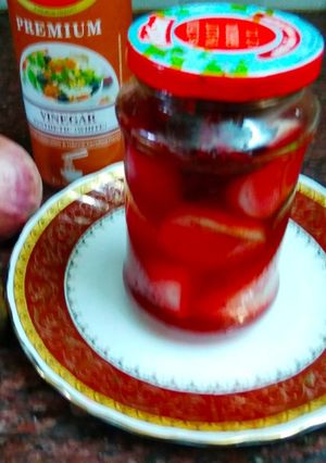 A picture of Beetroot Onion pickle Instant.