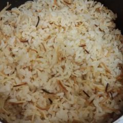 A picture of White rice (Egyptian style).
