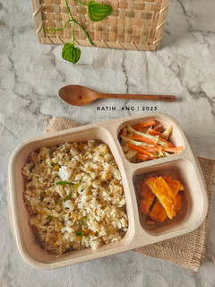Foto resep Nasi Goreng Daun Jeruk & Chicken Katsu