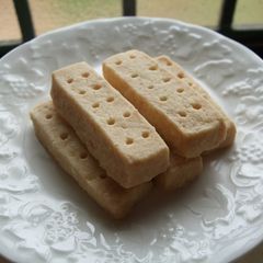 A picture of Shortbread Biscuits Dedicated to Yoshida.