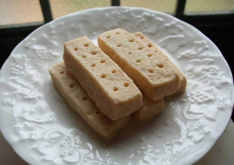 Step-by-Step Guide to Prepare Quick Shortbread Biscuits Dedicated to Yoshida