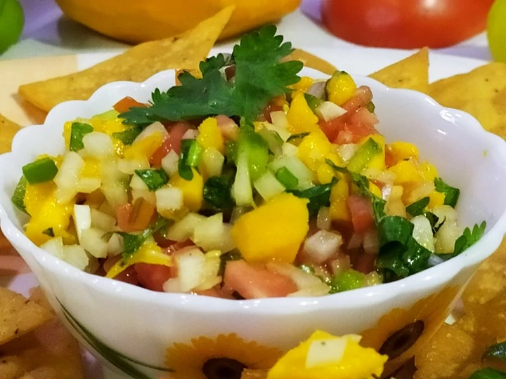 Simple Way Make Recipe Fresh Mango Salsa with Nachos that is Delicious, Tasty}