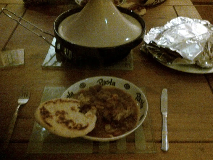 Recipe Tagine Daging Sapi Maroko dengan Bawang Karamel. which So Delicious