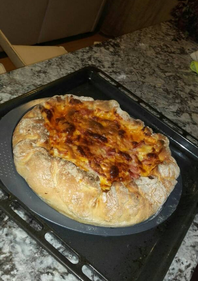 Una foto de Pizza de jamón y queso rápida desde 0