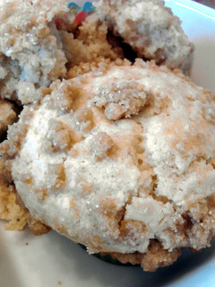 A picture of Eggnog Coffee Cake Muffins #1.