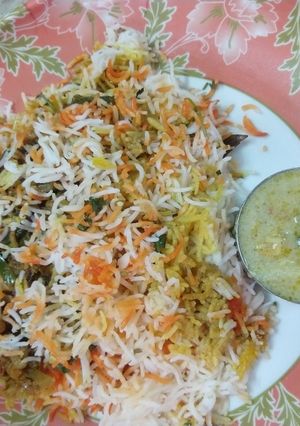ஹோட்டல் ஸ்டைல் வெள்ளை குருமா செய்முறை முக்கிய புகைப்படம்