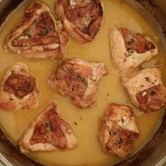 A picture of Lemon butter chicken..