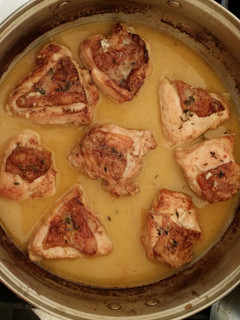 A picture of Lemon butter chicken..