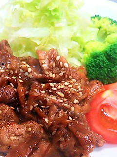 A picture of Korean-style Yaki-niku BBQ with My Secret Sauce (ver. 1).