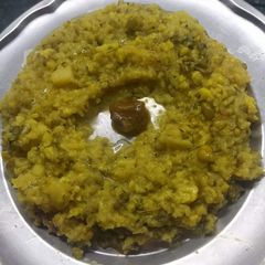 A picture of Moong daal veg khichadi.