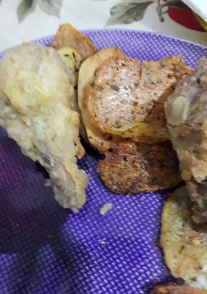Una foto de Patitas fritas con papas al horno