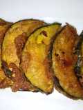 বেগুনী।