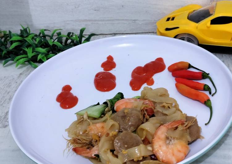 Langkah Mudah untuk Mengolah Kwetiau goreng Mudah