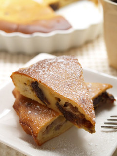 A picture of Prune and Banana Yogurt Cake.