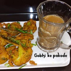 A picture of Gobhi ke pakode.