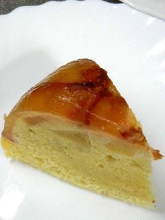 A picture of Rice Cooker Apple Cake (with Pancake Mix).