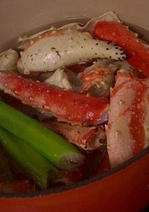 A picture of Delicious Stock from Crab Shells..